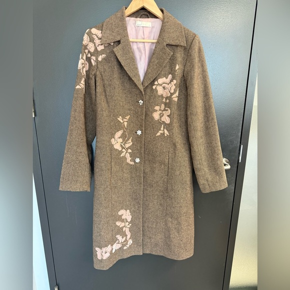 OXMO (Denmark) L wool blend EUC Brown Trench Coat with Pink Floral Design - Picture 14 of 14